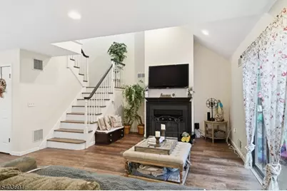 12 Mountain Ridge Rd, Bloomingdale, NJ 07403 - Photo 13