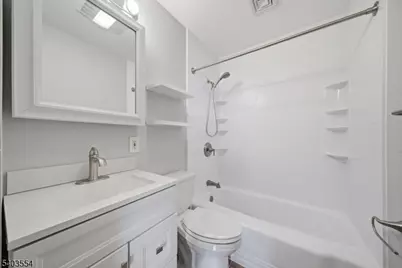 52 Broadway, Clark Township, NJ 07066 - Photo 11