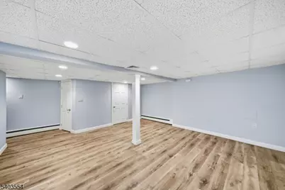 52 Broadway, Clark Township, NJ 07066 - Photo 37
