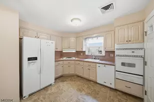 52 Broadway, Clark Township, NJ 07066 - Photo 9