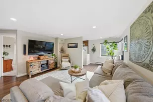 64 Highland Trail, Denville, NJ 07834 - Photo 7