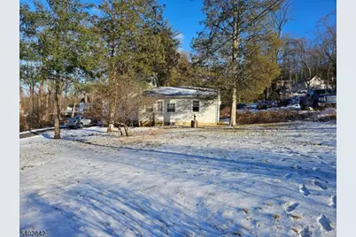 29 Ideal St, Long Hill Township, NJ 07933 - Photo 1