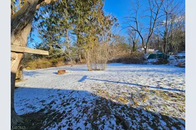 29 Ideal St, Long Hill Township, NJ 07933 - Photo 3