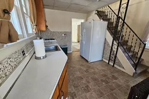 29 Ideal St, Long Hill Township, NJ 07933 - Photo 5