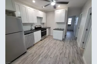 14 Wilson St, Clifton, NJ 07011 - Photo 23