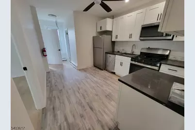 14 Wilson St, Clifton, NJ 07011 - Photo 13