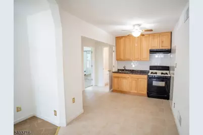 325 Valley Brook Ave, Lyndhurst Township, NJ 07071 - Photo 3