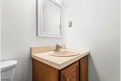 55 Cherrywood Dr, Franklin Township, NJ 08873 - Photo 13