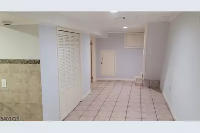 43 Paterson St, Newark, NJ 07105 - Photo 15