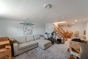 130 Loretta St, Woodbridge Township, NJ 08861 - Photo 19