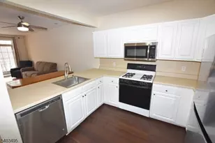 3209 Cleveland Ln, Rockaway Township, NJ 07866 - Photo 9