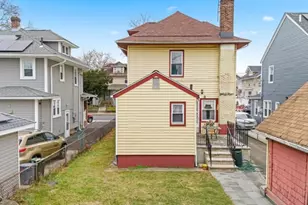 39 Hollywood Ave, Hillside, NJ 07205 - Photo 3