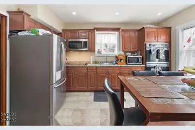 39 Hollywood Ave, Hillside, NJ 07205 - Photo 13