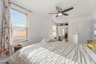 39 Hollywood Ave, Hillside, NJ 07205 - Photo 21