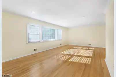 56 Valley Rd, Berkeley Heights Township, NJ 07922 - Photo 3