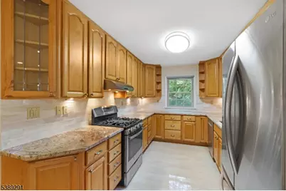 56 Valley Rd, Berkeley Heights Township, NJ 07922 - Photo 9