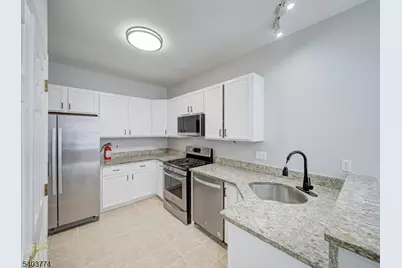 28 Gordon Cir, Parsippany, NJ 07054 - Photo 7