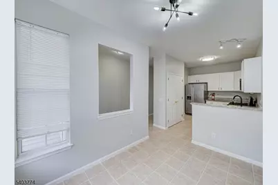 28 Gordon Cir, Parsippany, NJ 07054 - Photo 5