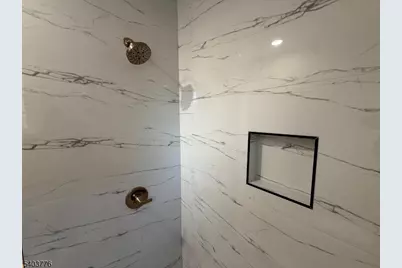 90 Lehigh Ave, Newark, NJ 07112 - Photo 23