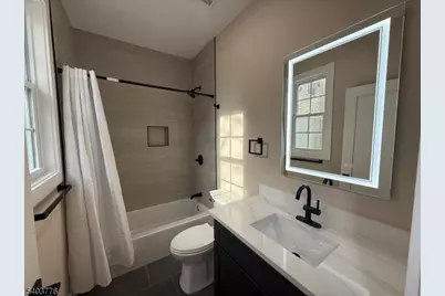 90 Lehigh Ave, Newark, NJ 07112 - Photo 27