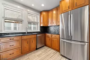 226 Park St, Montclair, NJ 07042 - Photo 7