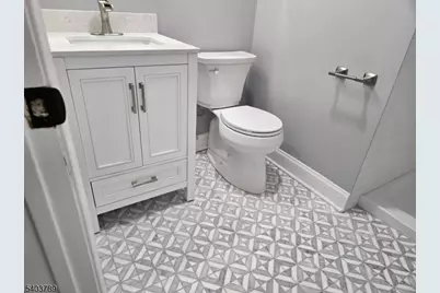 38 Fox Hill Ln, Hillsborough Township, NJ 08844 - Photo 5