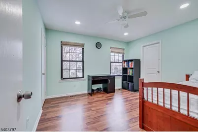 304 Maplecrest Rd, Edison Twp., NJ 08820 - Photo 29