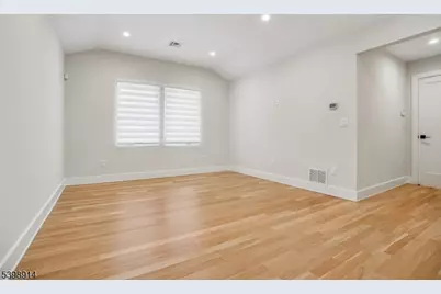 30 Hemlock Ter, Springfield, NJ 07081 - Photo 13