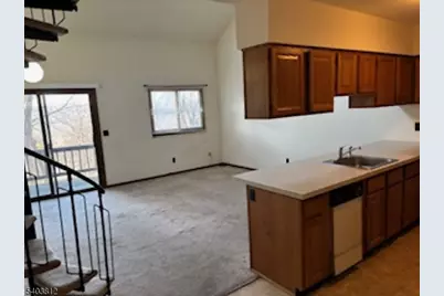 3 Gray Rock Dr #4, Vernon, NJ 07462 - Photo 7