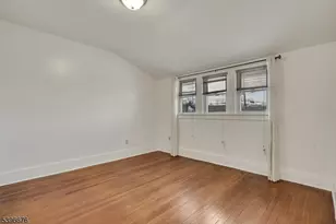 983 Colonial Ave, Union Township, NJ 07083 - Photo 5