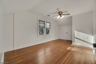 983 Colonial Ave, Union Township, NJ 07083 - Photo 9