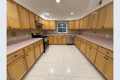 527 4th Ave #1, Elizabeth, NJ 07202 - Photo 7