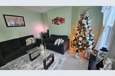 379 Straight St #2, Paterson, NJ 07501 - Photo 3