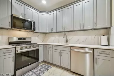 29 Summerhill Dr, Parsippany, NJ 07950 - Photo 3