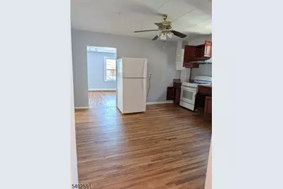 313 Palmer St, Elizabeth, NJ 07202 - Photo 3