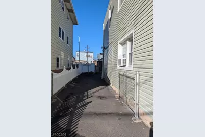 313 Palmer St, Elizabeth, NJ 07202 - Photo 13