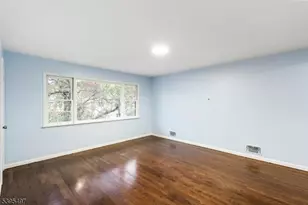 235 Lakewood Dr, Bloomfield, NJ 07003 - Photo 7