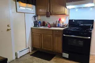 381 Mola Blvd, Elmwood Park, NJ 07407 - Photo 13