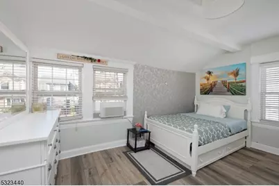 10 Trinity Pl, Kearny, NJ 07032 - Photo 19