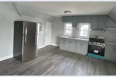 327 N Maple Ave #3, East Orange, NJ 07017 - Photo 3