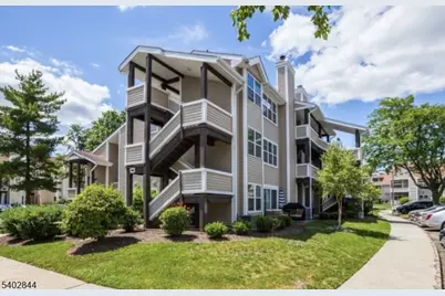 702 Pinehurst- #7, Union Township, NJ 07083 - Photo 1