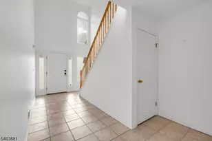 48 Edgefield Dr, Parsippany, NJ 07950 - Photo 9