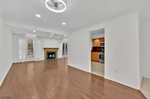 48 Edgefield Dr, Parsippany, NJ 07950 - Photo 15