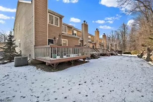 48 Edgefield Dr, Parsippany, NJ 07950 - Photo 37