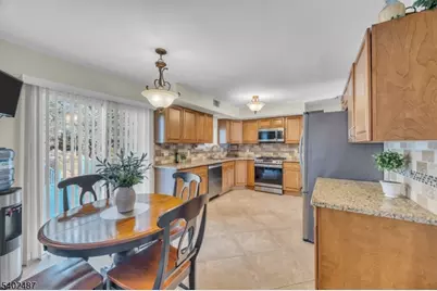 40 Michelle Ln, Hillsborough Township, NJ 08844 - Photo 9