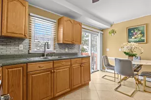 148 Locust Dr, Union Township, NJ 07083 - Photo 13