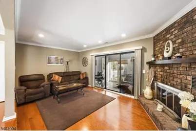 126 Leah Ct, South Brunswick Township, NJ 08810 - Photo 7