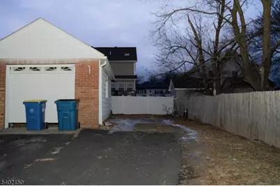 210 Franklin Blvd, Franklin Township, NJ 08873 - Photo 5