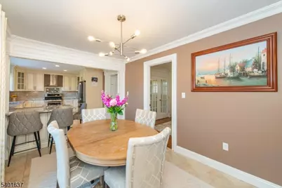 34 Templar Way, Parsippany, NJ 07054 - Photo 11