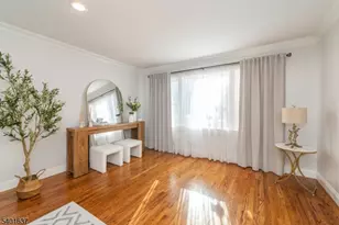 34 Templar Way, Parsippany, NJ 07054 - Photo 5